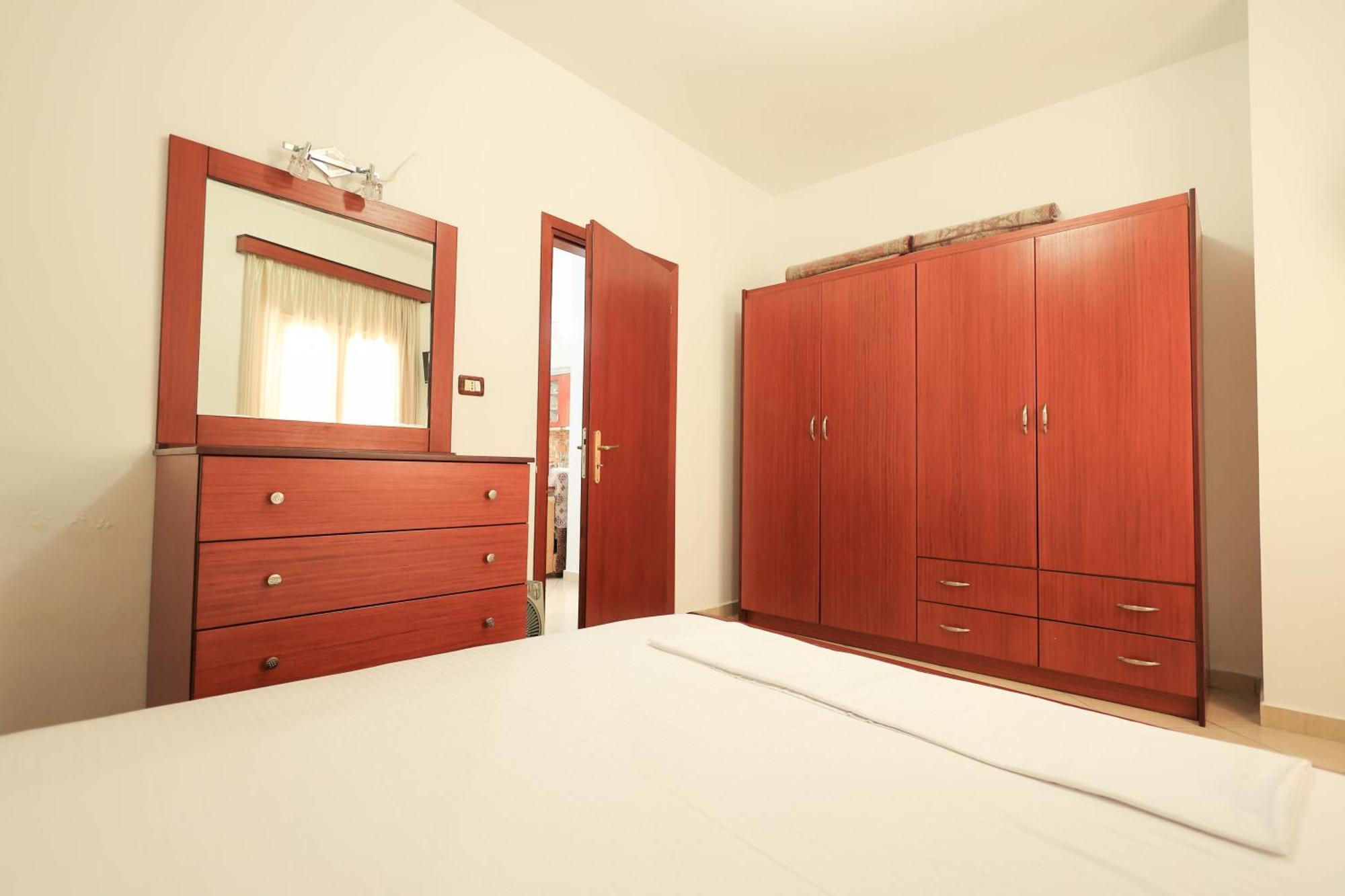 Kejsi Apartaments Sarande Luaran gambar