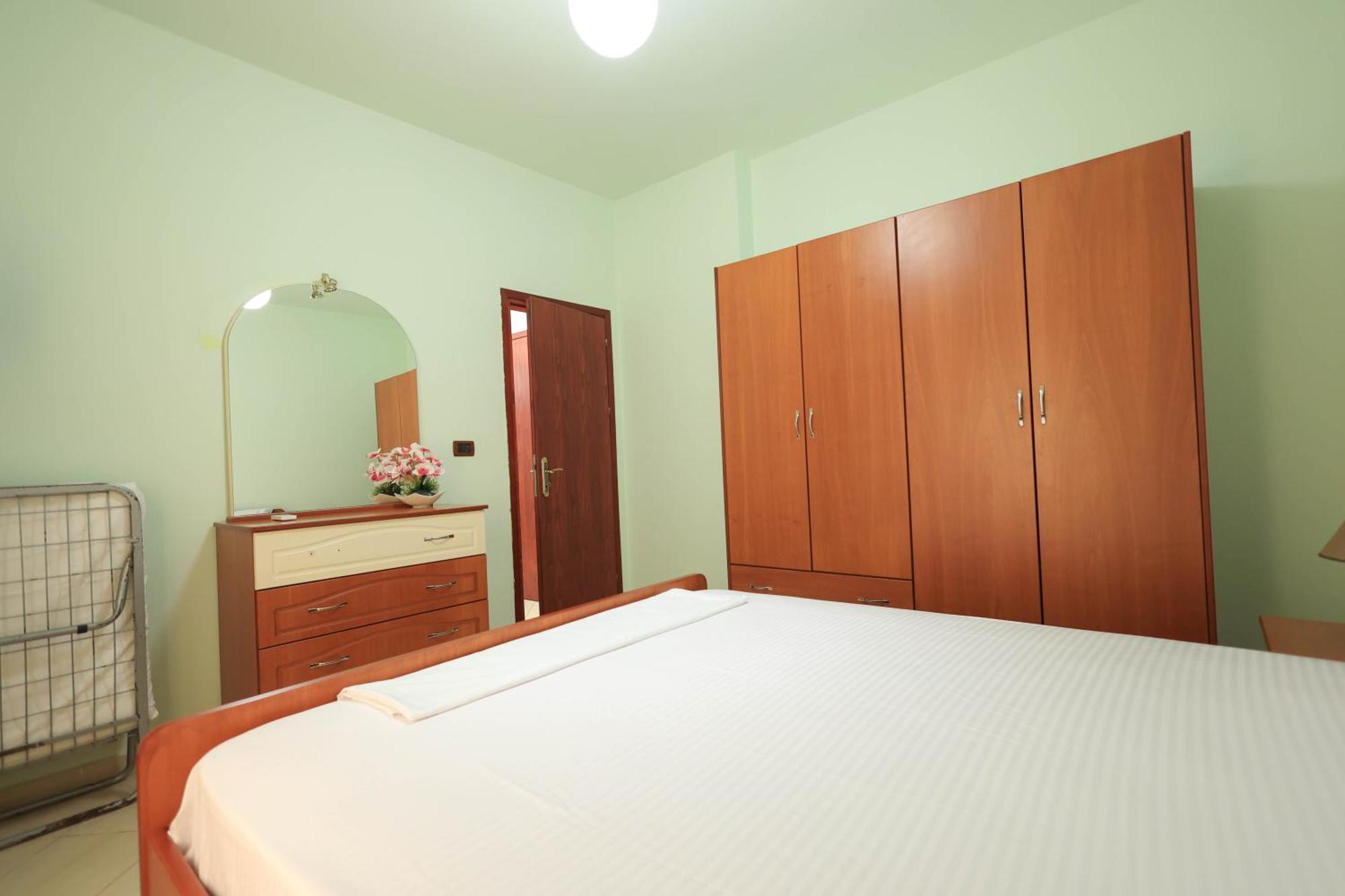 Kejsi Apartaments Sarande Luaran gambar